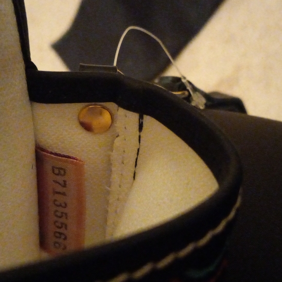 Dooney & Bourke Flap-Wristlet (NWOT) - Picture 13 of 16